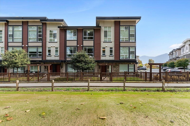 12 - 8413 Midtown Way