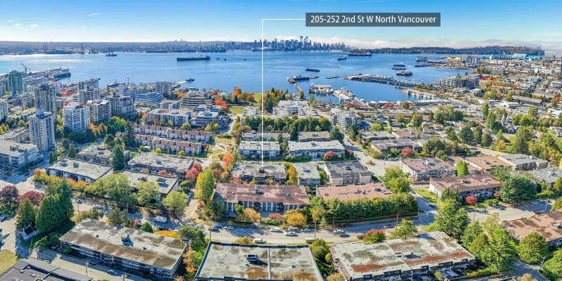 205 - 252 2nd Street W