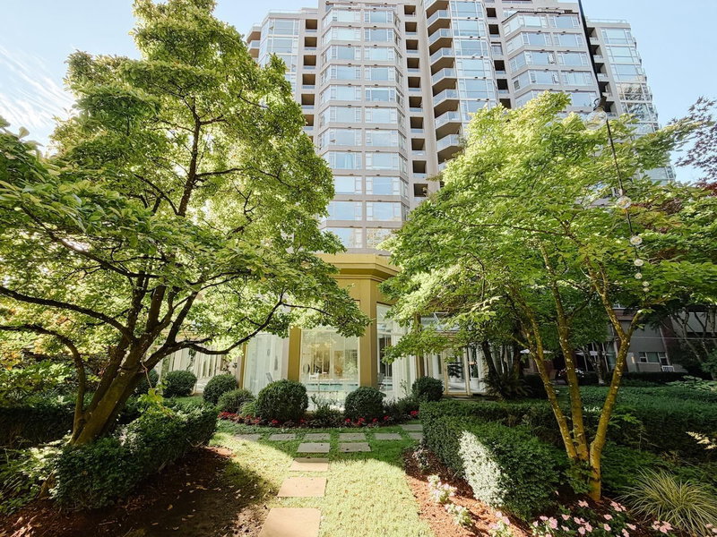 312 - 1327 Keith Road E