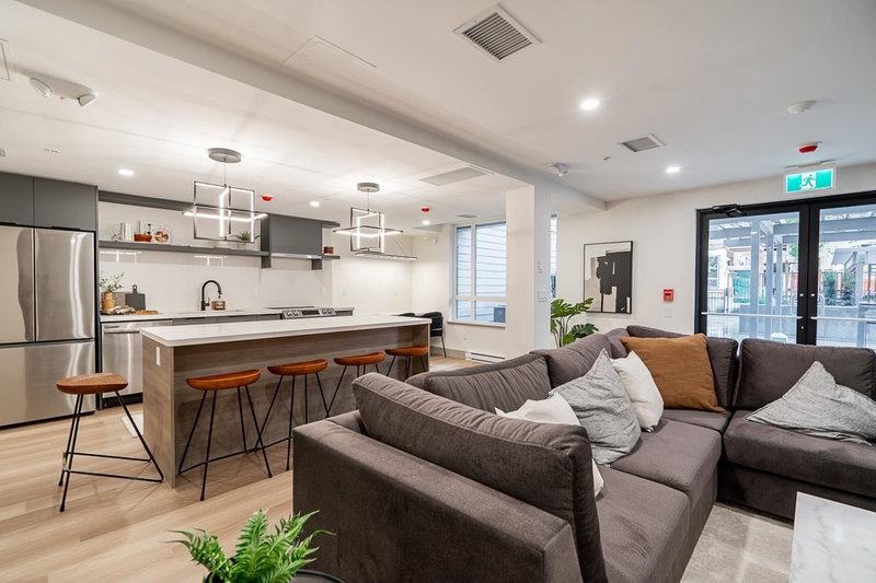 405 - 10778 138 Street
