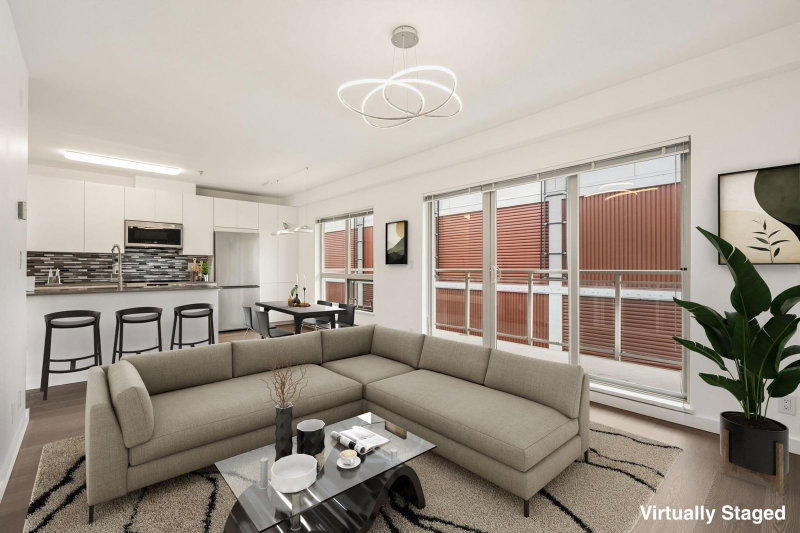 303 - 1033 St. Georges Avenue