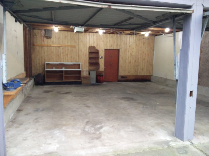 GARAGE - 2161 Prairie Avenue