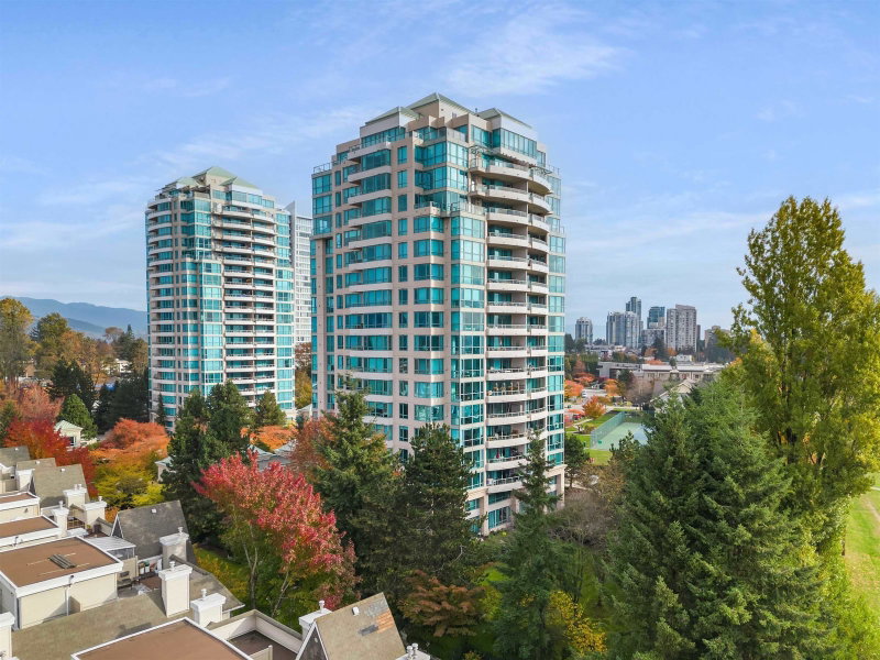203 - 6622 Southoaks Crescent