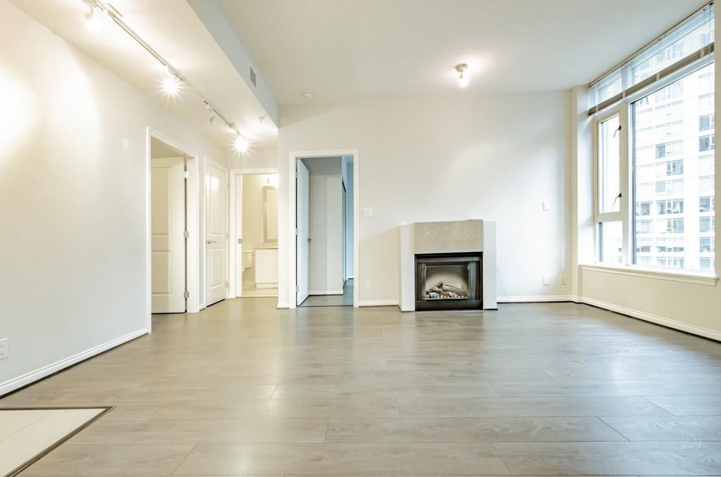 20XX - 1211 Melville Street 3