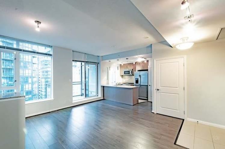 20XX - 1211 Melville Street 4