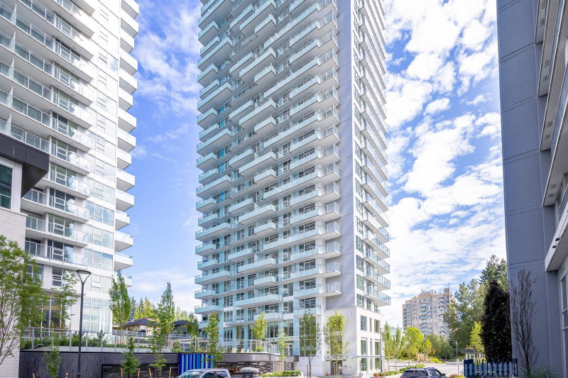 909 - 13768 100 Avenue