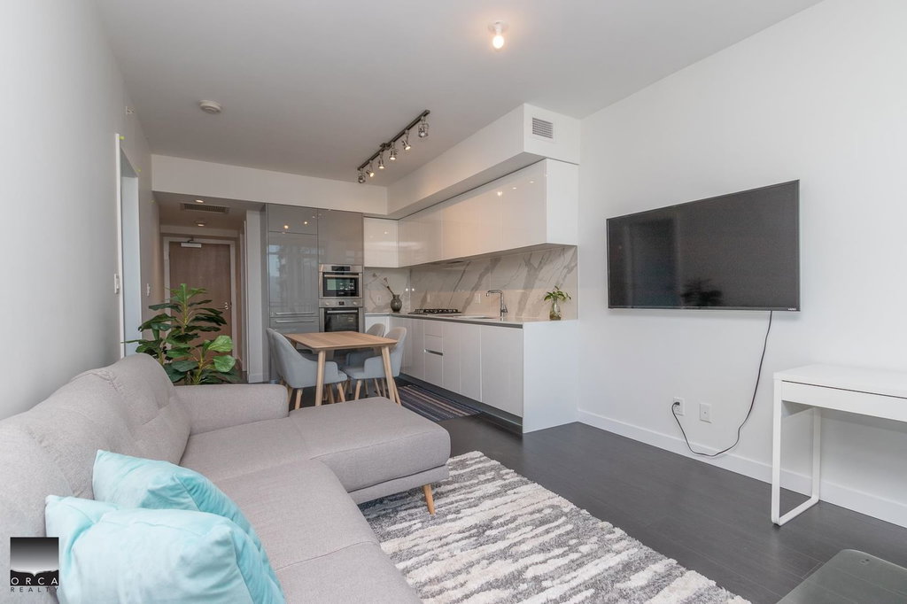 3603 - 2085 Skyline Drive 3