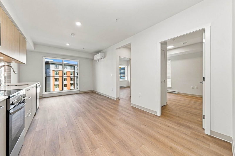 525 - 1529 Oxford Street