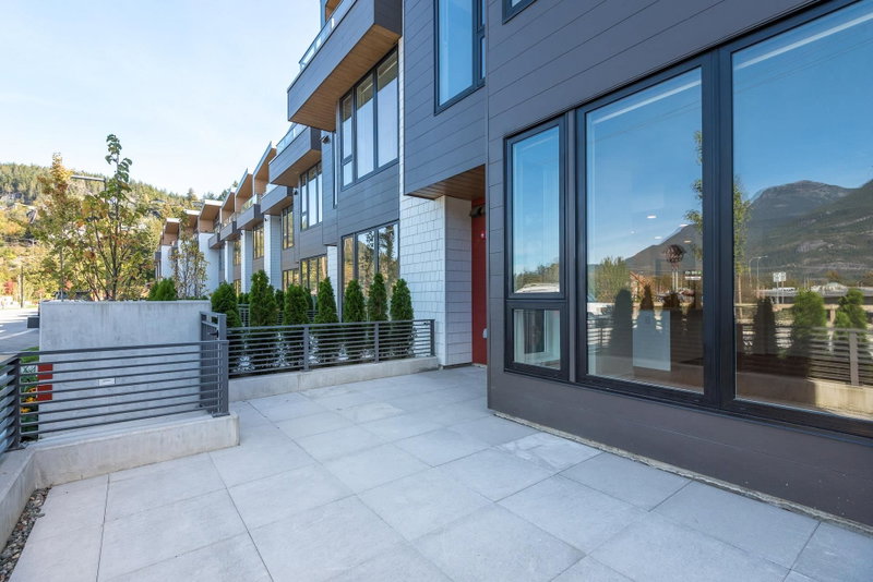 101 - 1502 Scott Crescent