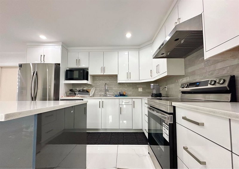 13017 64 Avenue