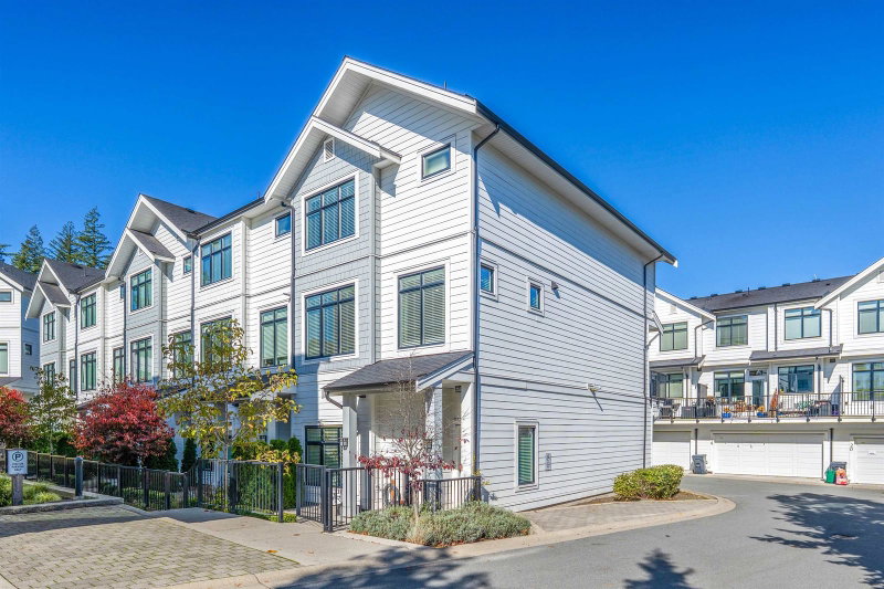 29 - 17557 100 Avenue