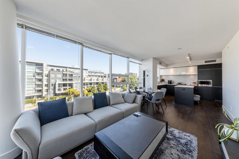616 - 5233 Gilbert Road