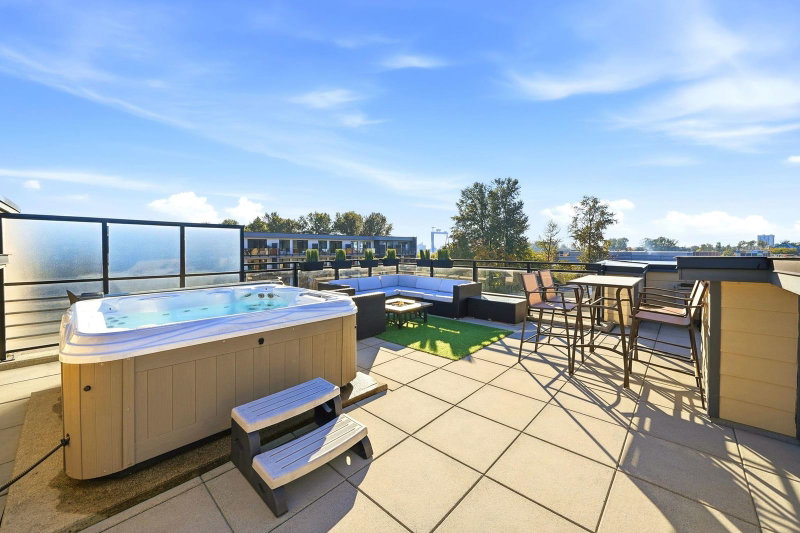 409 - 733 14th Street W