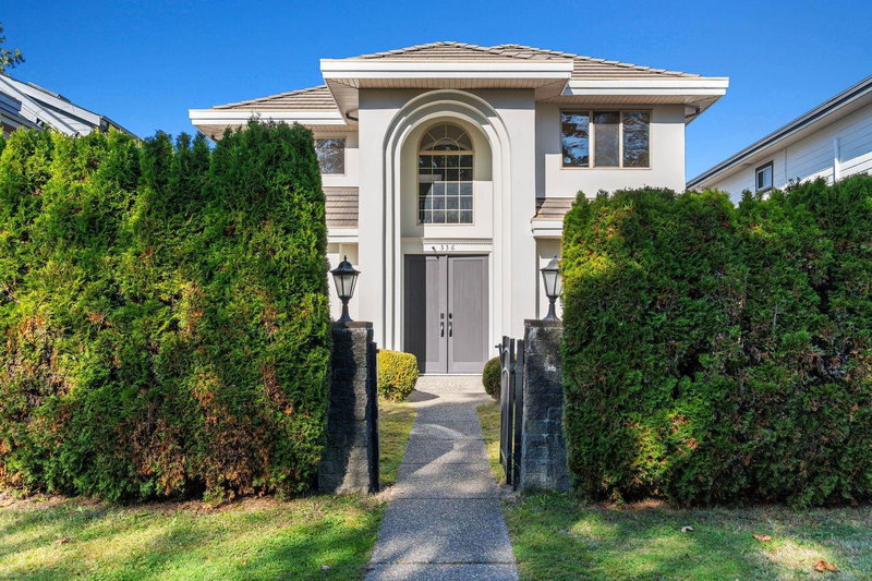 336 19th Street W