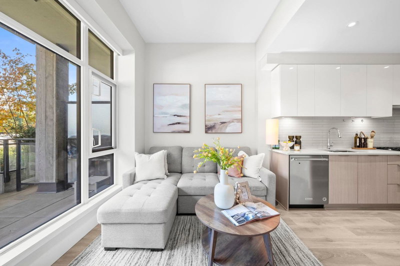 101 - 3588 Sawmill Crescent