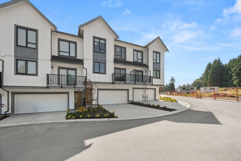 75 - 16487 89 Ave