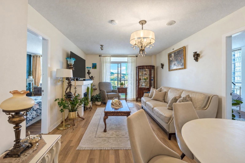 3701 - 1178 Heffley Crescent