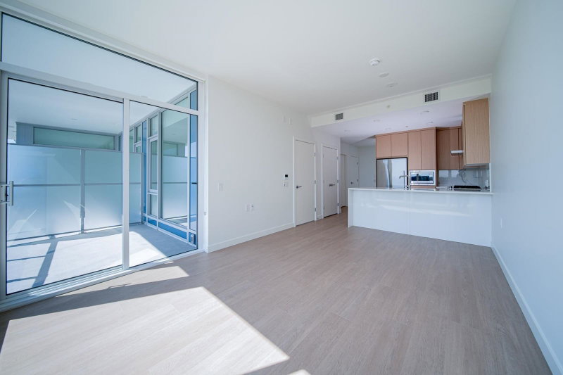 2604 - 699 Whitting Way