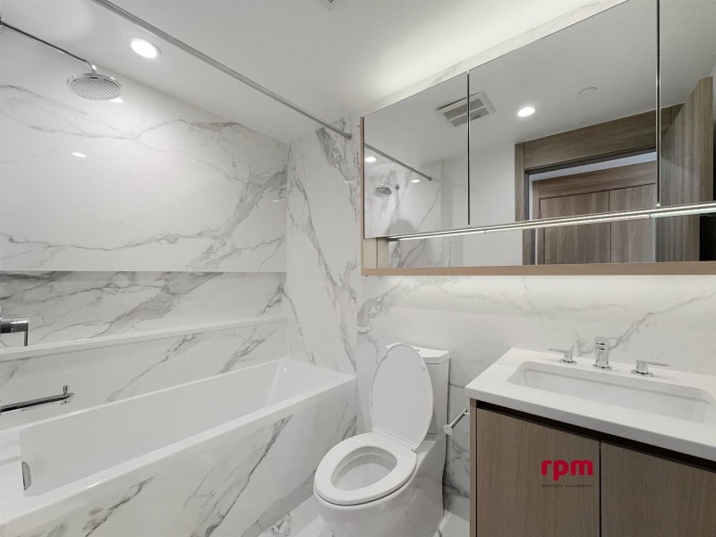 22xx - 13768 100 Avenue