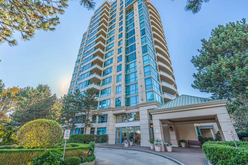 1405 - 6622 Southoaks Crescent