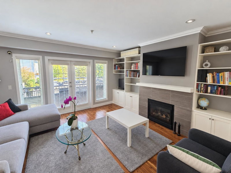 1 - 1137 Barclay Street