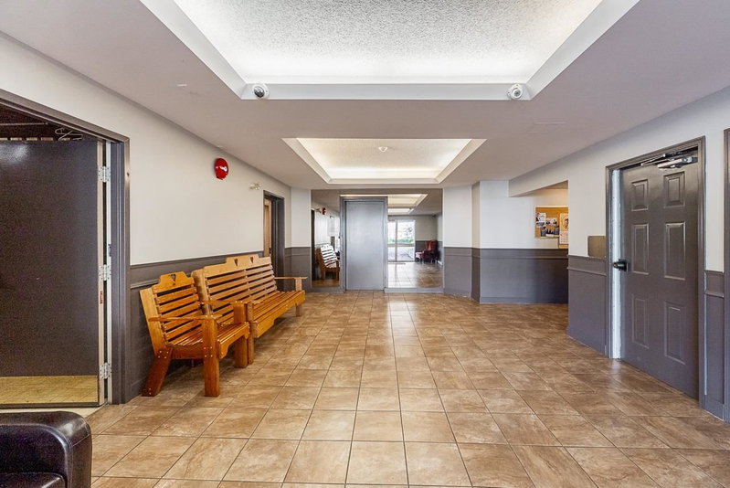 302 - 8700 Westminster Highway