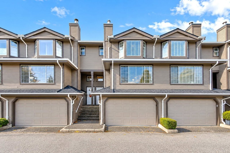202 - 1140 Castle Crescent