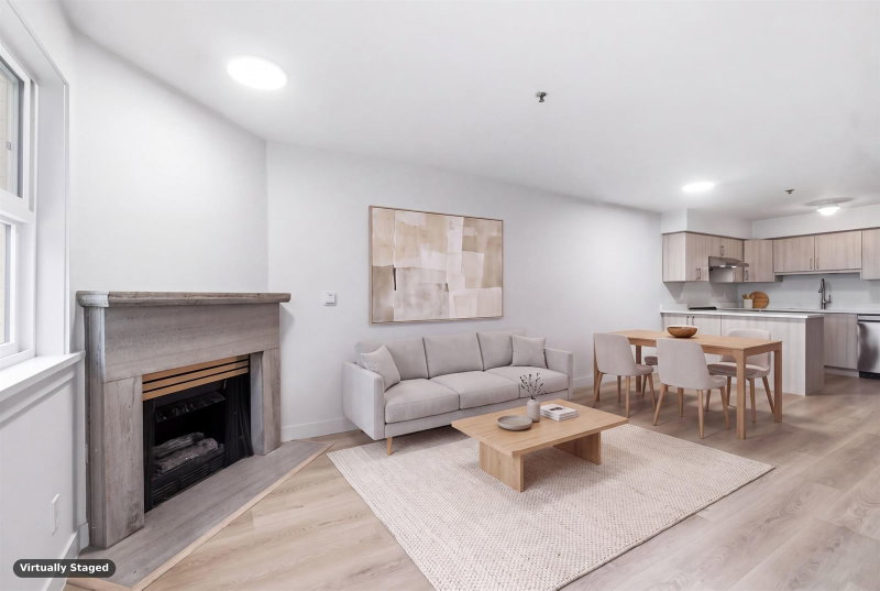 305 - 2928 Commercial Drive