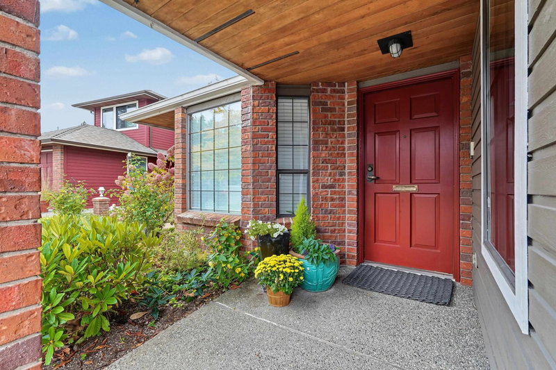 14972 Southmere Close