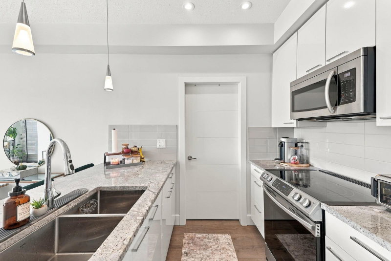 210 - 5485 Brydon Crescent