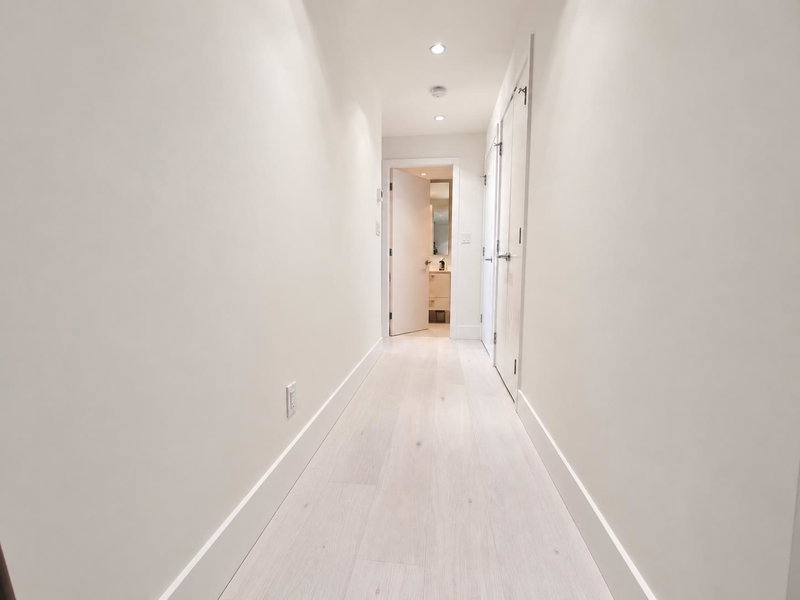 2005 - 7303 Noble Lane