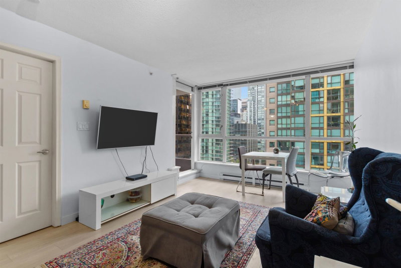 1401 - 1420 Georgia Street W
