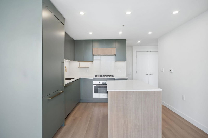 309 - 13573 98a Avenue
