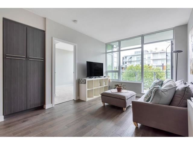 5077 Cambie Street