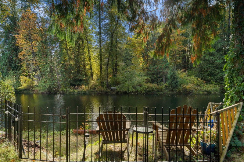 1231 River Drive