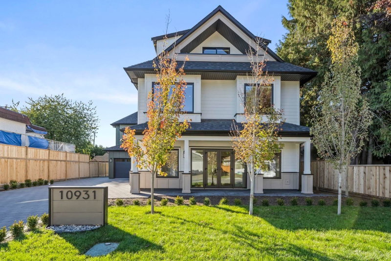 1 - 10931 Southport Road