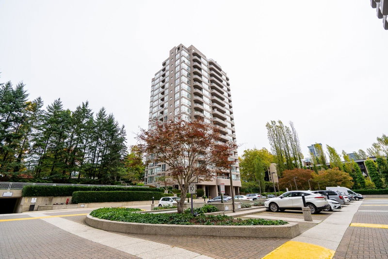 1802 - 9633 Manchester Drive