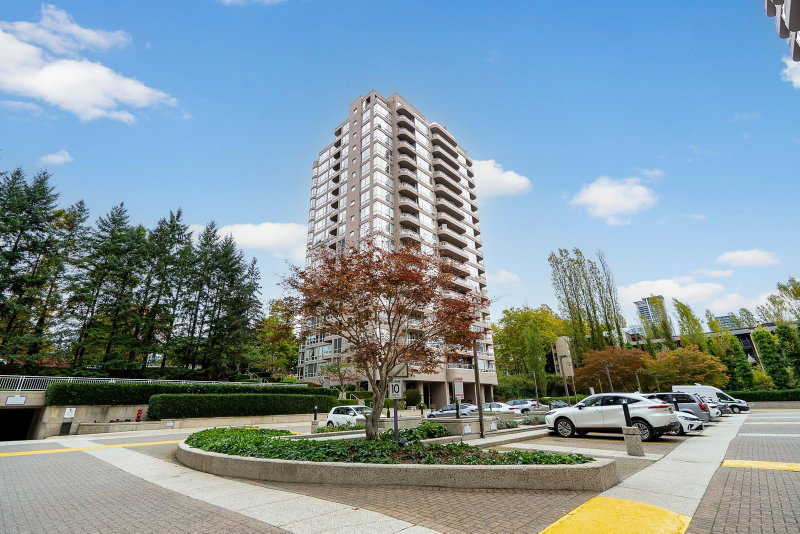 1802 - 9633 Manchester Drive