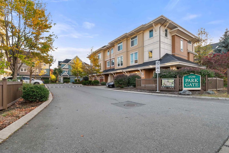 41 - 45290 Soowahlie Crescent