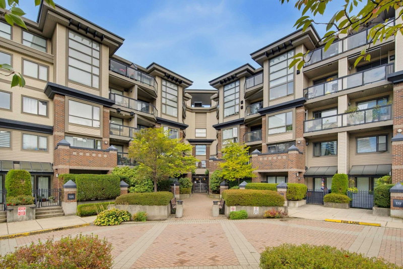 423 - 10866 City Parkway