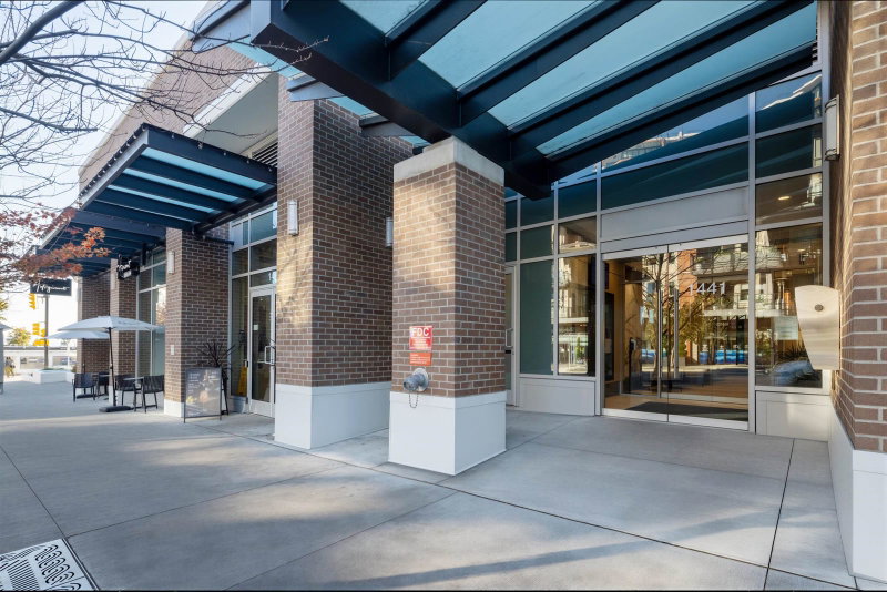 1109 - 1441 Johnston Road