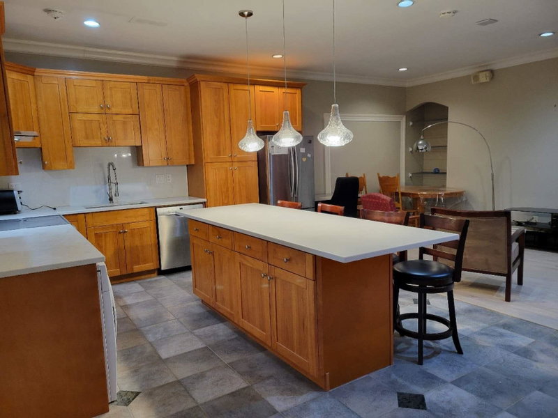 2 Bed Basement - 7000 Burris Street