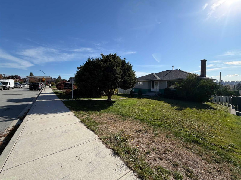 6790 Hycrest Drive