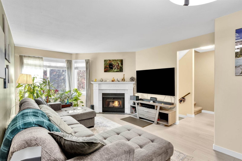 10 - 46375 Cessna Drive