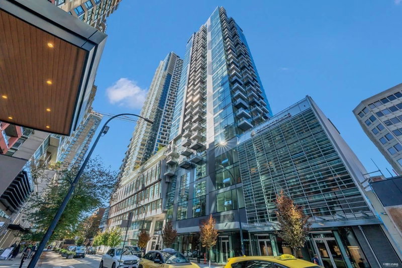 1208 - 1277 Hornby Street