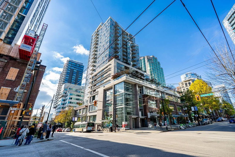 801 - 821 Cambie Street
