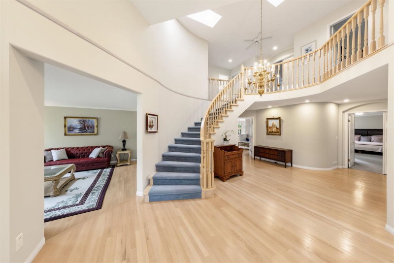 4800 English Bluff Court