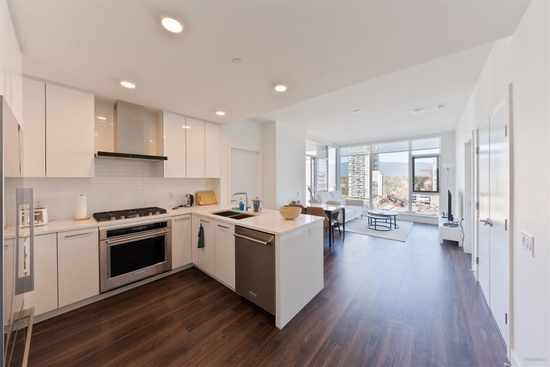 1702 - 518 Clarke Road