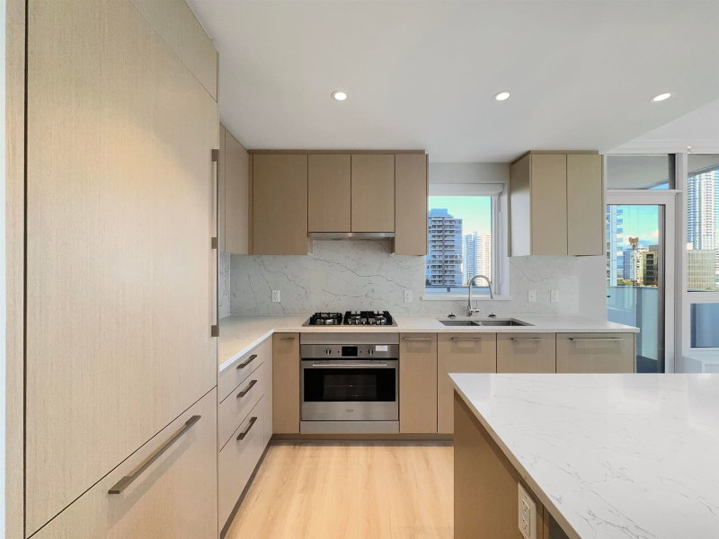 8XX - 5938 Olive Avenue