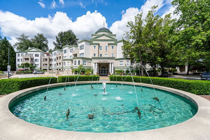 211 - 2975 Princess Crescent